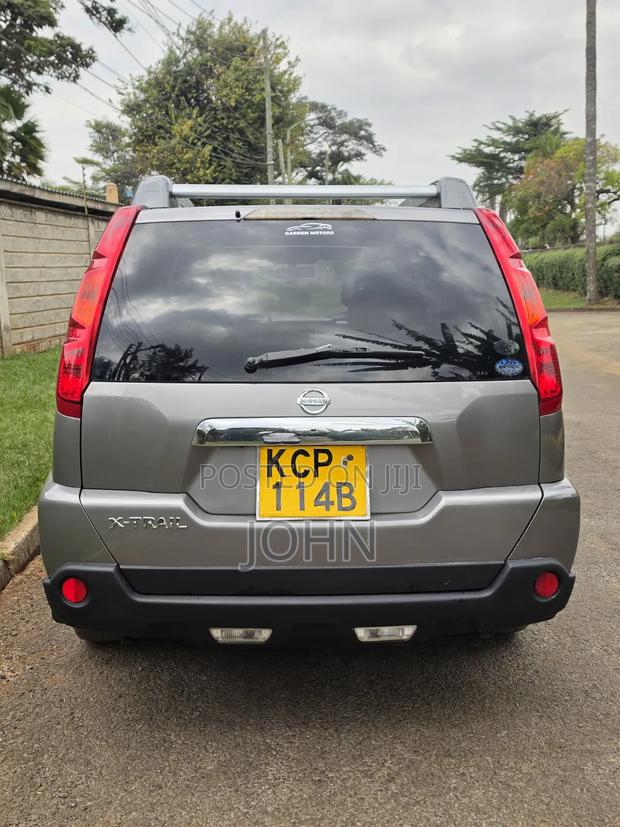 Nissan X-Trail 2.0 Petrol XE 2010 Gray