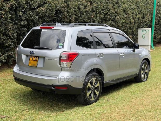 Subaru Forester 2017 Silver