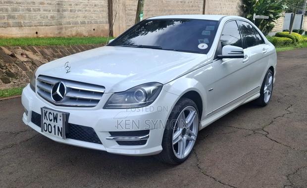 Mercedes-Benz C200 2012 White