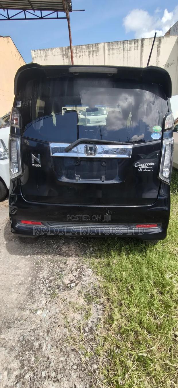 Honda N-Box 2017 Black