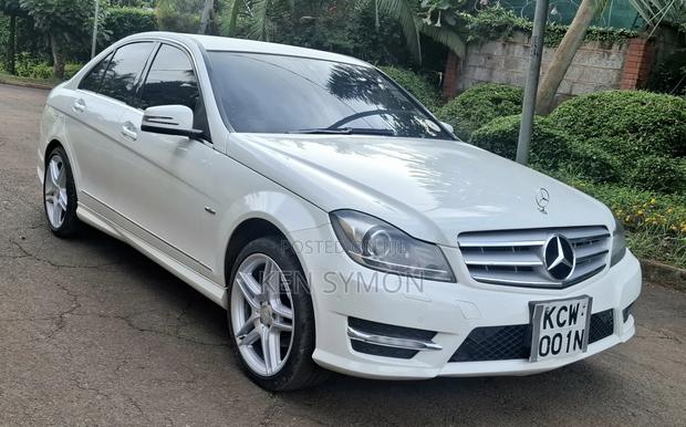 Mercedes-Benz C200 2012 White