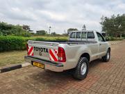 Toyota Hilux 2011 Gold for sale
