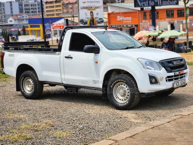 Isuzu D-MAX 2016 White