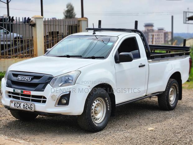 Isuzu D-MAX 2016 White