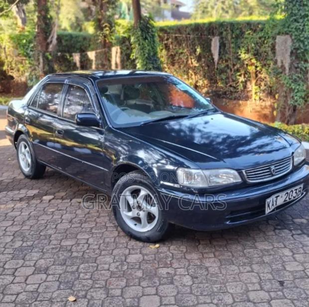 Toyota Corolla 1999 Blue