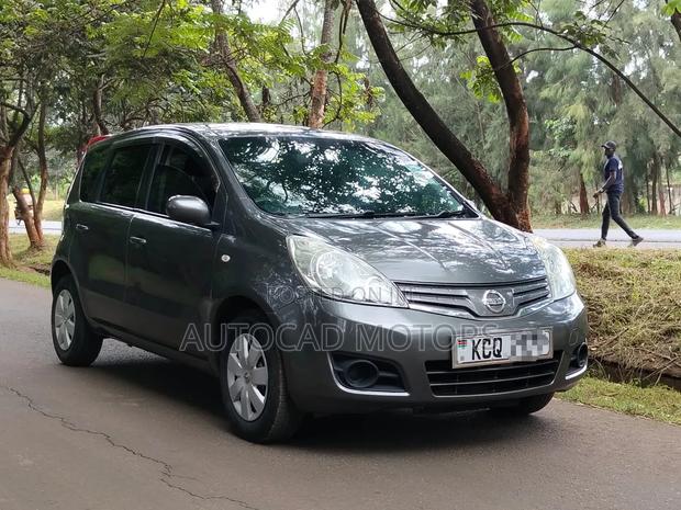 Nissan Note 2010 Silver