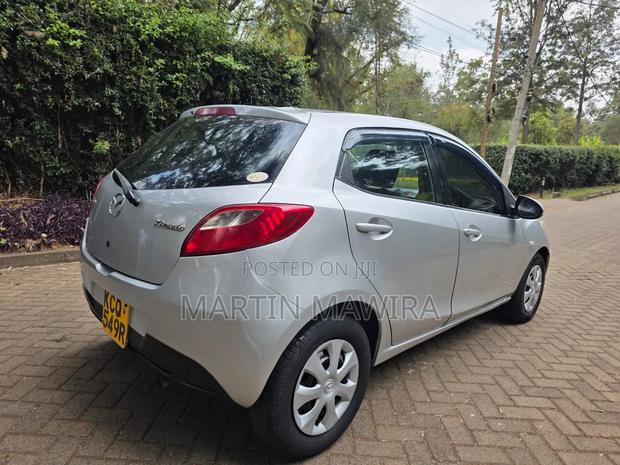 Mazda Demio 2012 Silver