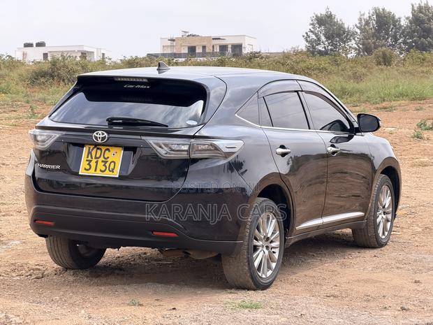 Toyota Harrier 2.0 2014 Black