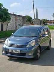 Toyota ISIS 2008 Gray for sale