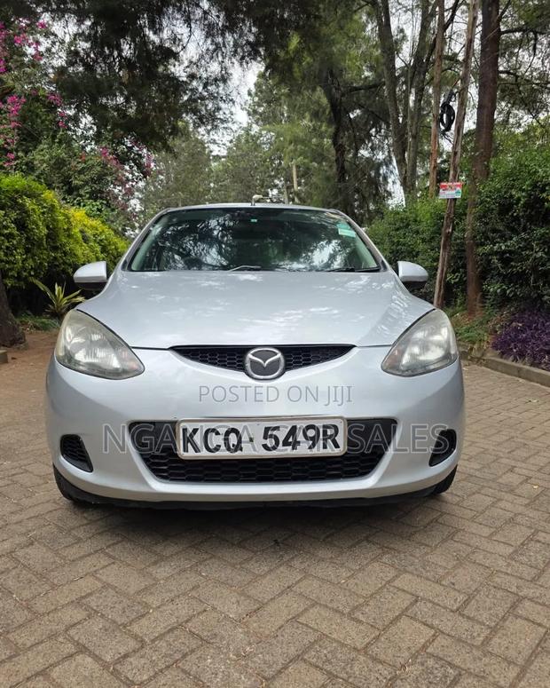 Mazda Demio 2012 Silver