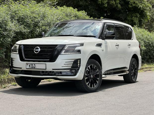 Nissan Patrol 2015 White