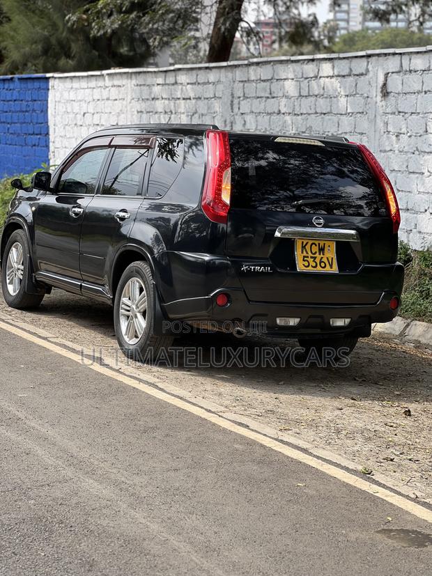 Nissan X-Trail 2.0 Petrol XE 2012 Black