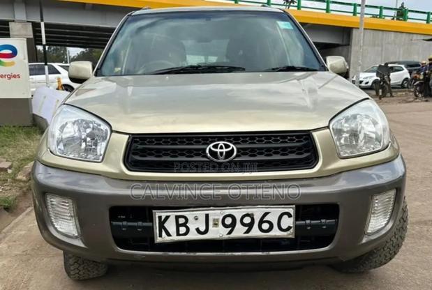 Toyota RAV4 2005 Yellow
