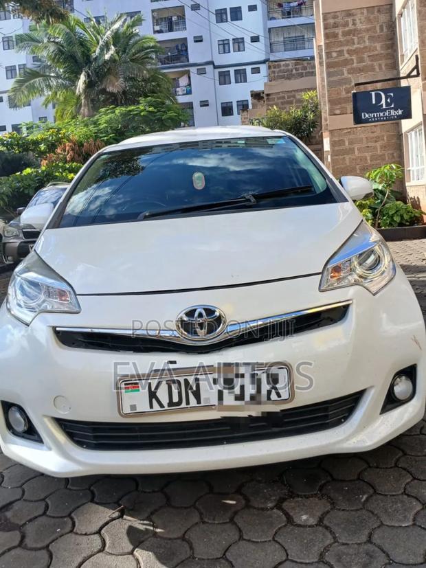 Toyota Ractis 2015 White