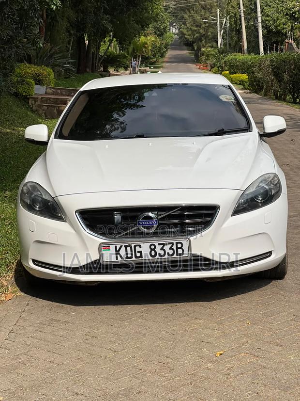 Volvo V40 2014 White