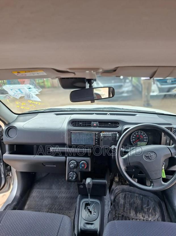 Toyota Succeed 2019 Silver