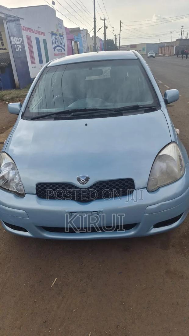 Toyota Vitz 2003 Blue