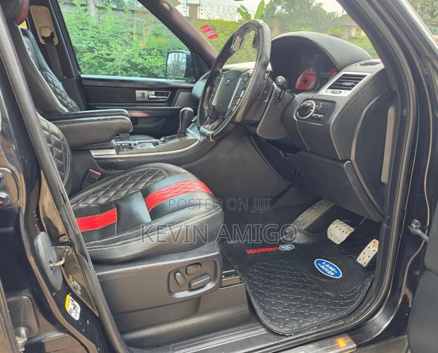 Land Rover Range Rover Sport 2011 Black