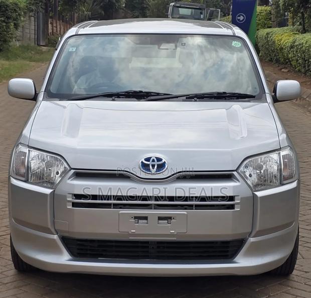 Toyota Succeed 2019 Silver