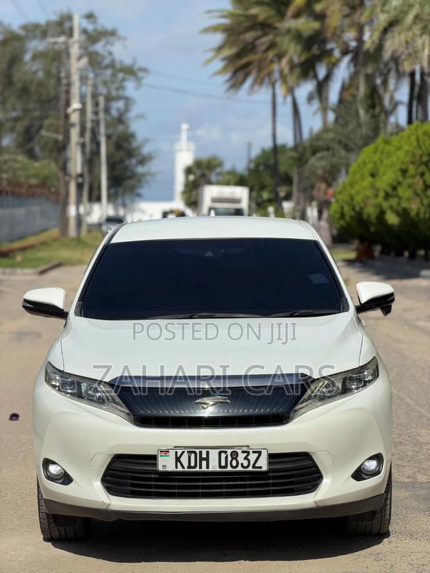 Toyota Harrier 2015 White