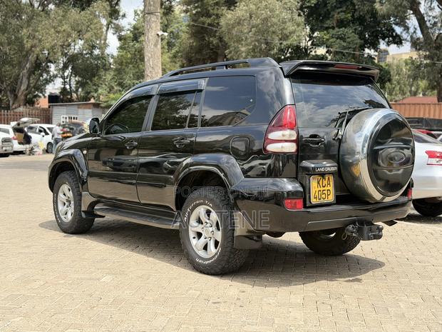Toyota Land Cruiser Prado 2007 Black