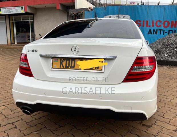 Mercedes-Benz C200 2014 White