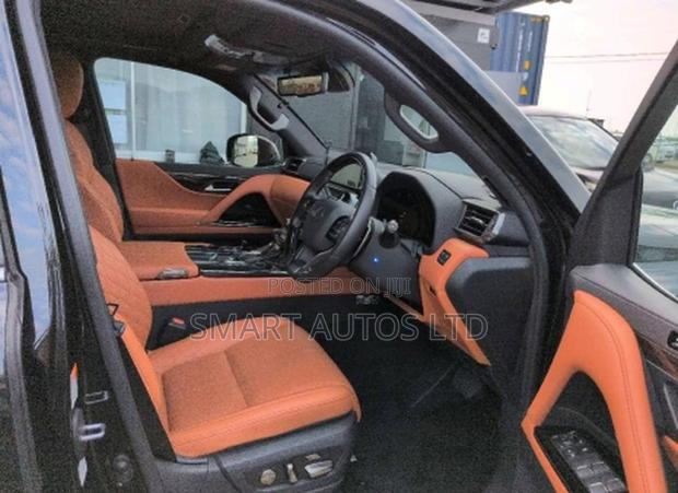 Lexus LX 600 2022 Black