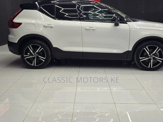Volvo XC40 2020 White