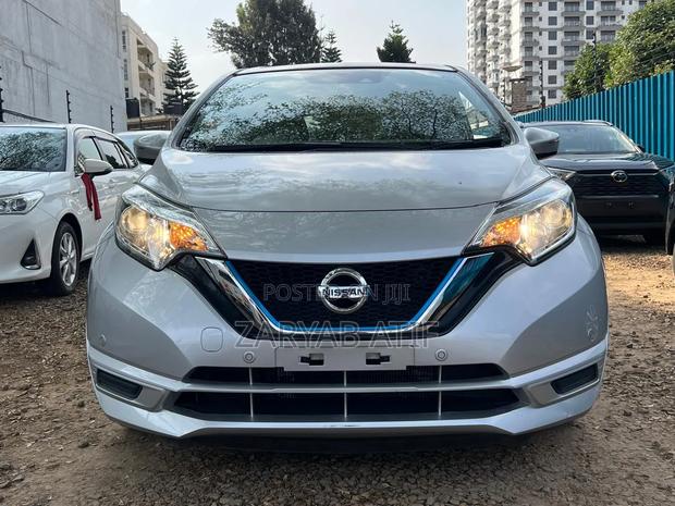 Nissan Note 2019 Silver