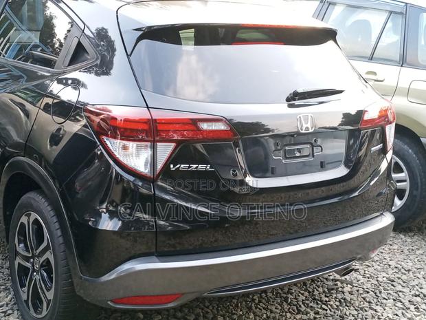 Honda Vezel 2018 Black