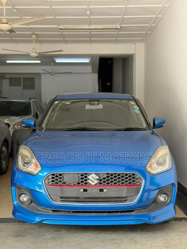 Suzuki Swift 2018 Blue