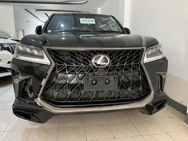 Lexus LX 2019 Black