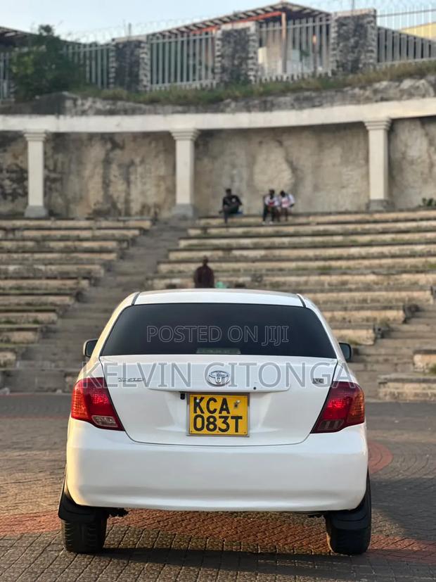 Toyota Axio 2010 White