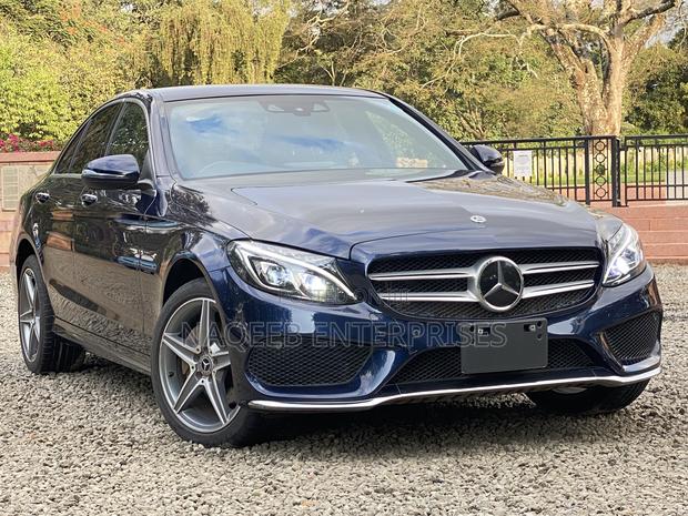 Mercedes-Benz C220 Classic 2018 Blue