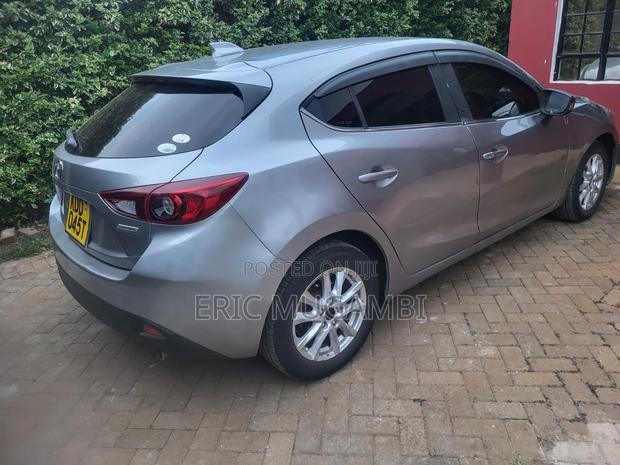 Mazda Axela SV Premium 2014 Gray