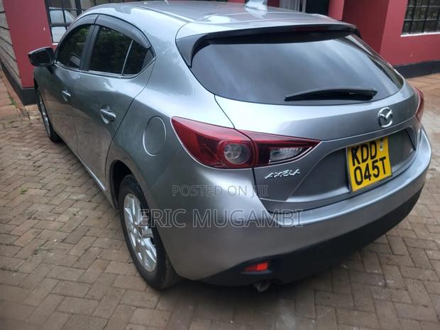 Mazda Axela SV Premium 2014 Gray