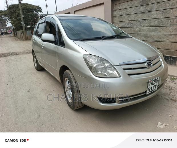 Toyota Corolla Spacio 2004 Silver