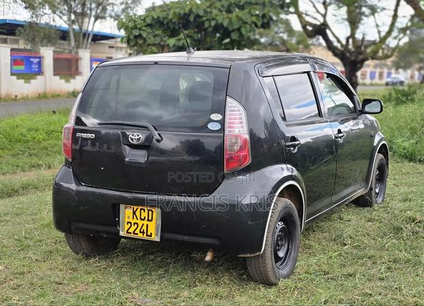 Toyota Passo 2010 Black