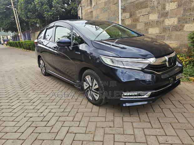 Honda Fit Shuttle 2019 Blue