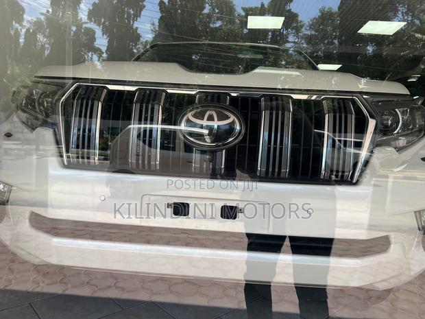 Toyota Land Cruiser Prado 2020 White