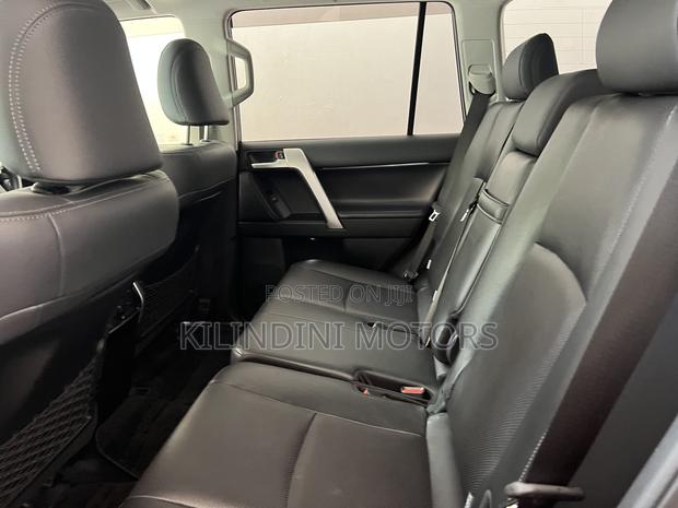 Toyota Land Cruiser Prado 2020 Red