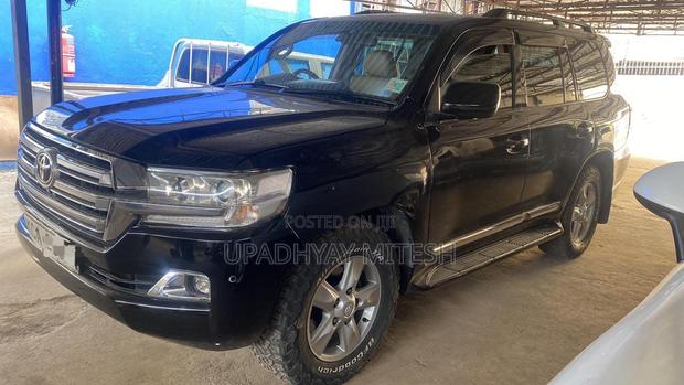 Toyota Land Cruiser 2009 Black