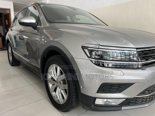 Volkswagen Tiguan 2019 Silver