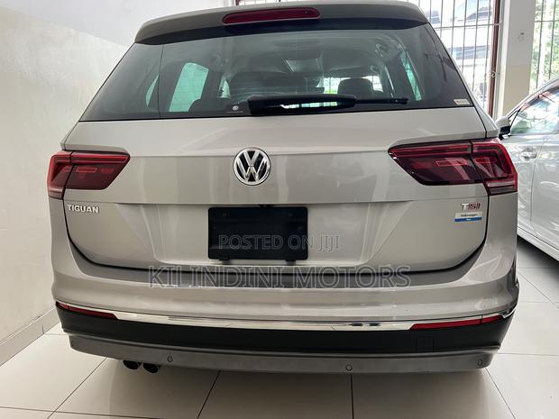 Volkswagen Tiguan 2019 Silver