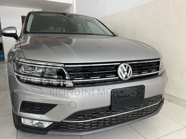 Volkswagen Tiguan 2019 Silver