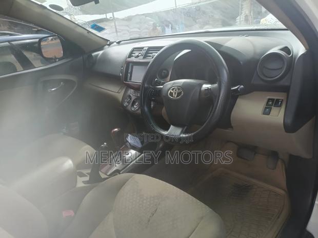 Toyota Vanguard 2009 Pearl