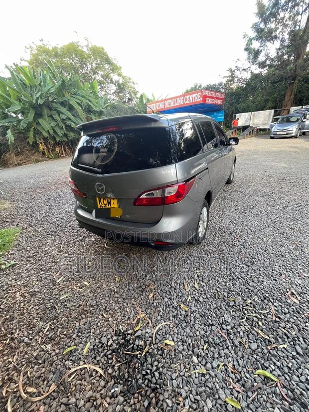 Mazda Premacy 2012 Silver