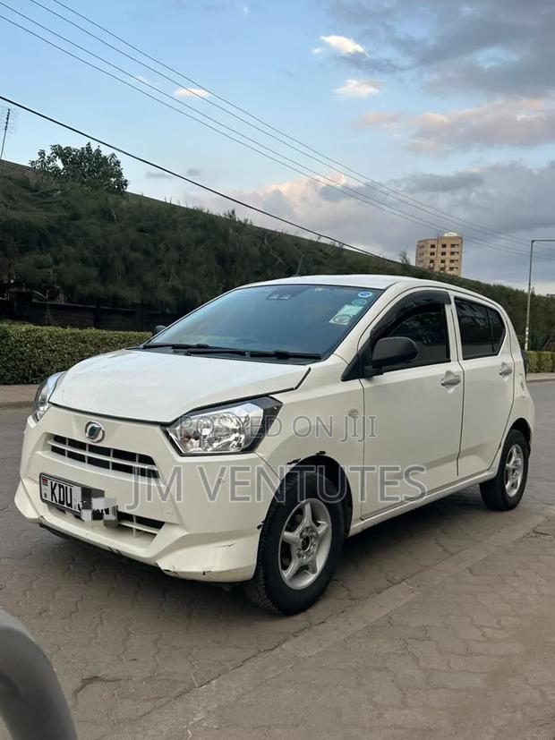 Daihatsu Mira 2020 White