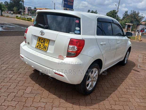 Toyota IST 2011 White