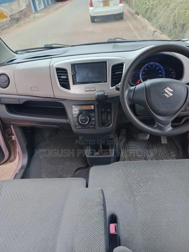 Suzuki Wagon R 2015 Pink